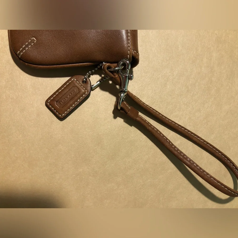 Vintage Coach Brown Leather Wristlet EUC